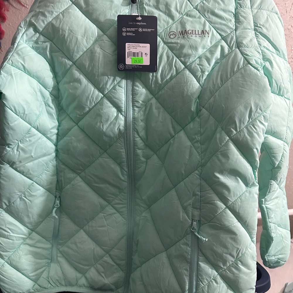 Magellan Outdoors Green Quilted Puffer Jacket